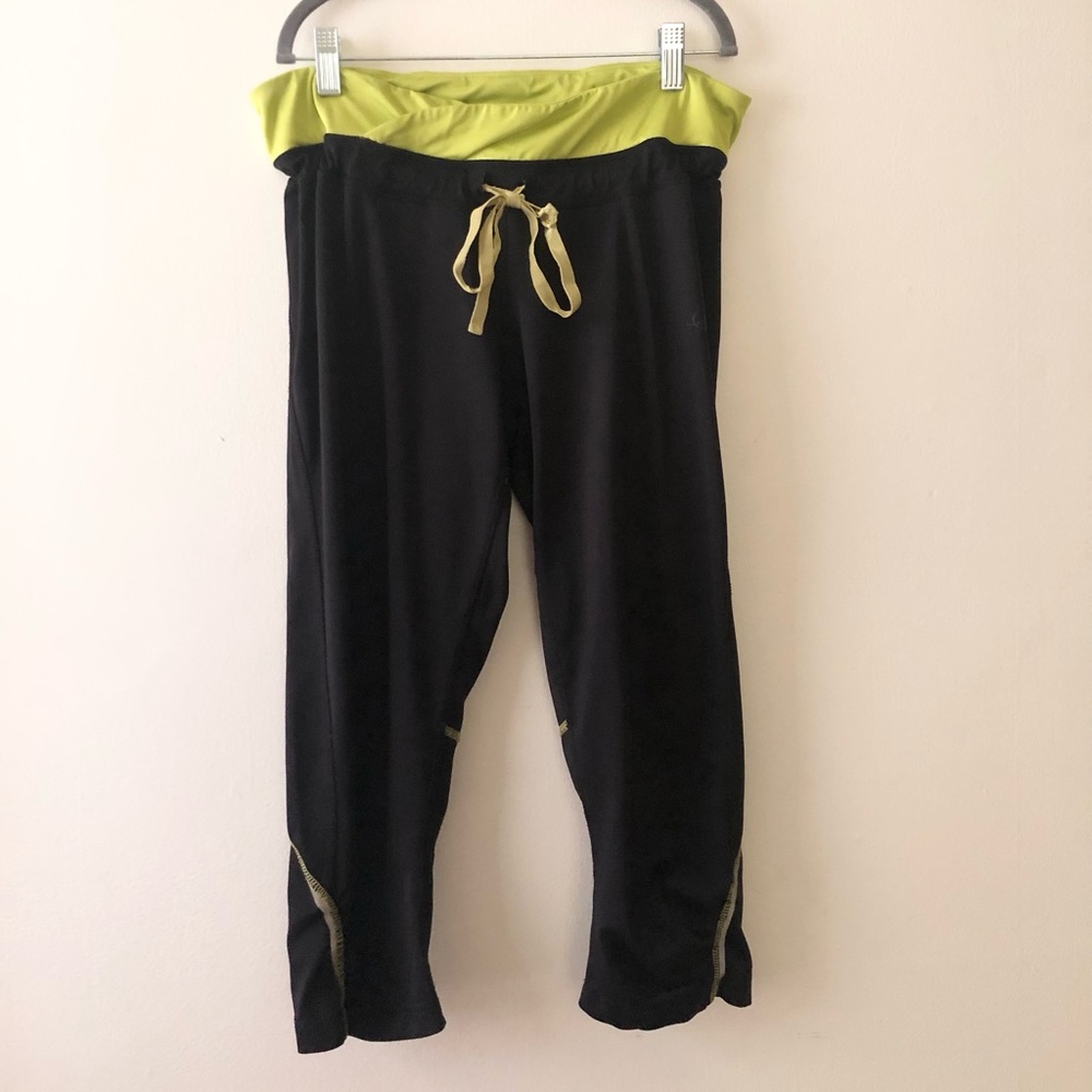 Nordic Track Black Capri Spandex
